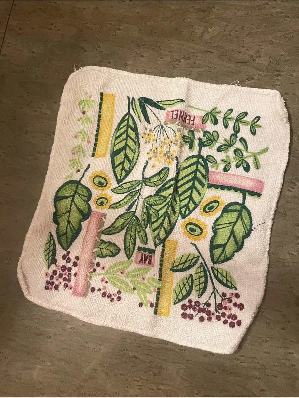 Vintage 90s Botanical Print Hand Towel with Leaf Motif